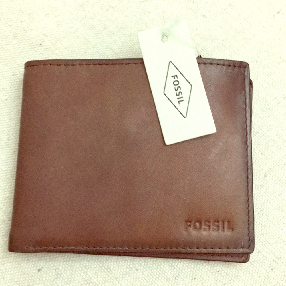 Fossil wallet